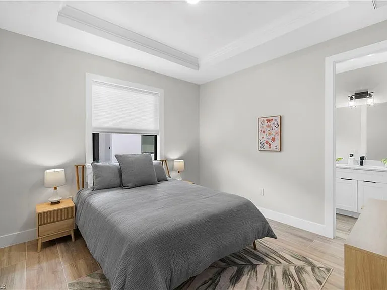 3032 Woodside Ave — Photo 15