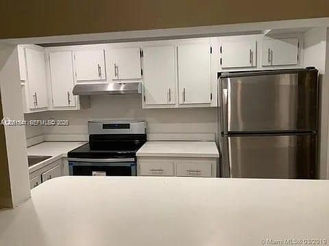 2nd image of 4168 Inverrary Dr APT 305