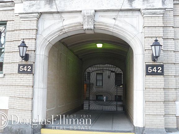 4th image of 542 E 79th St APT 5S