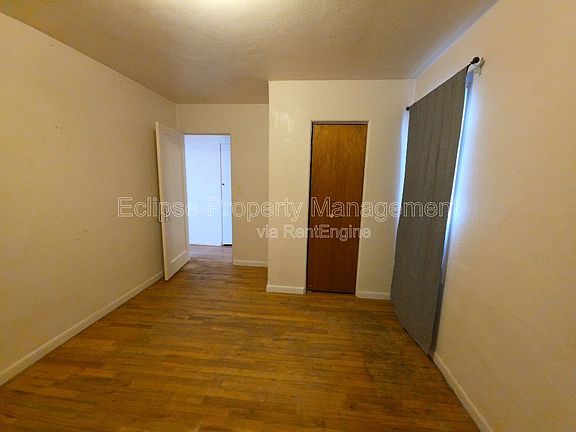 3rd image of 503 Brown Ave