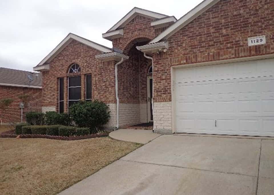 1st image of 1129 Vista View Dr