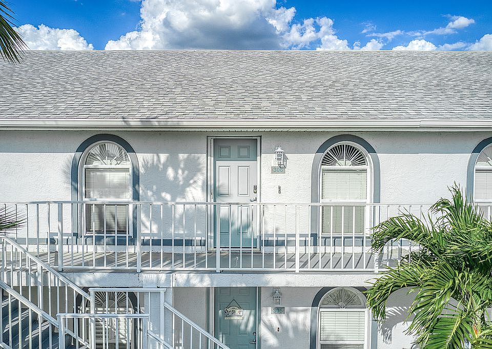 1st image of 306 Stephen Dr
