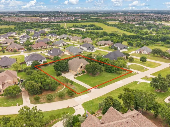 608 Elm Hill Blvd, Burleson, TX 76028