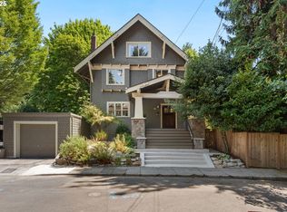 928 SE 18th Ave, Portland, OR 97214