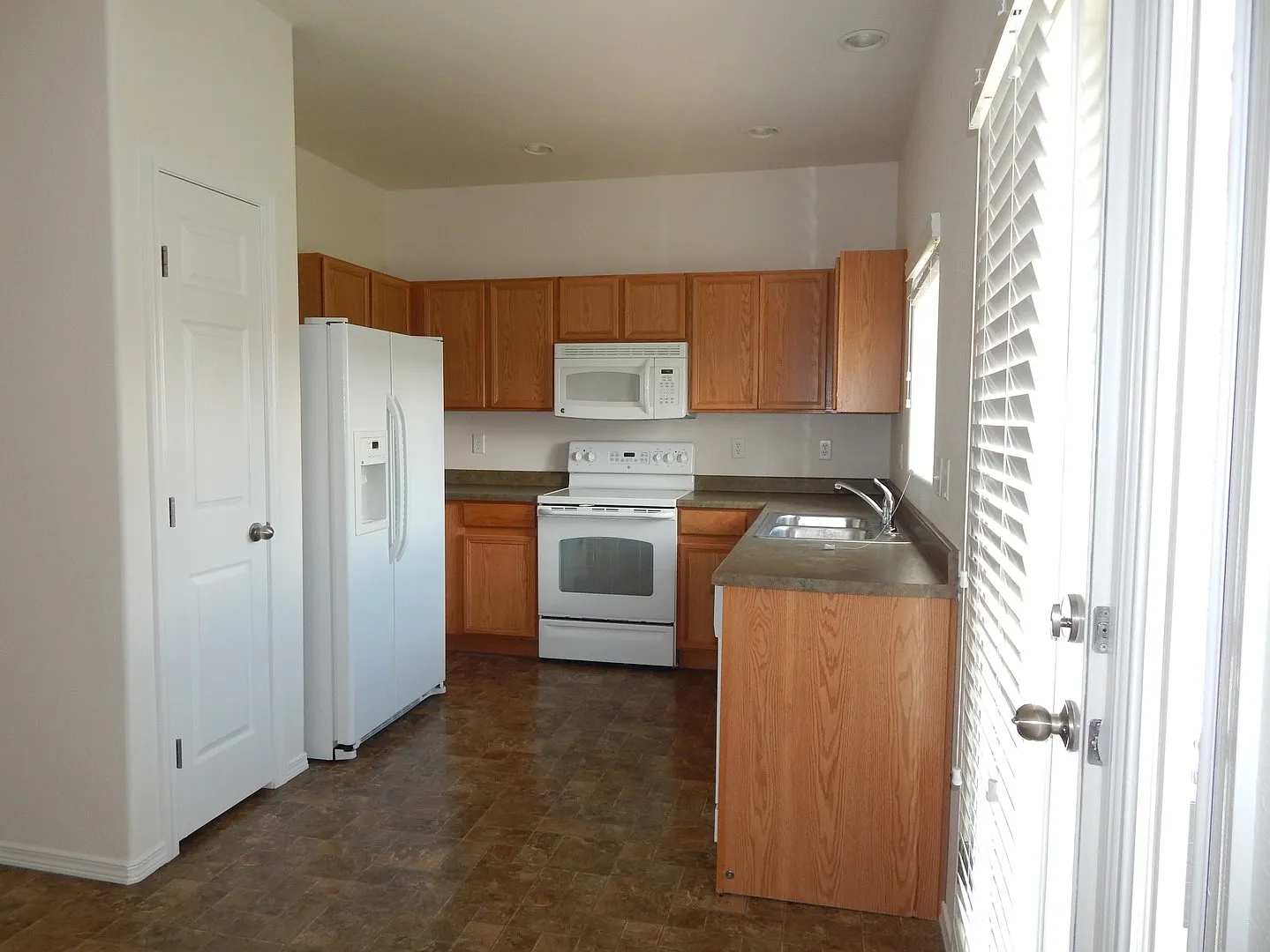 7373 Little Jimmy Grove — Photo 4