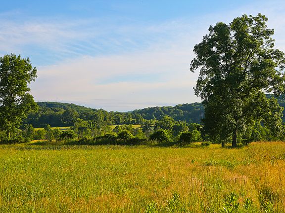 39 Sharon Mountain Road