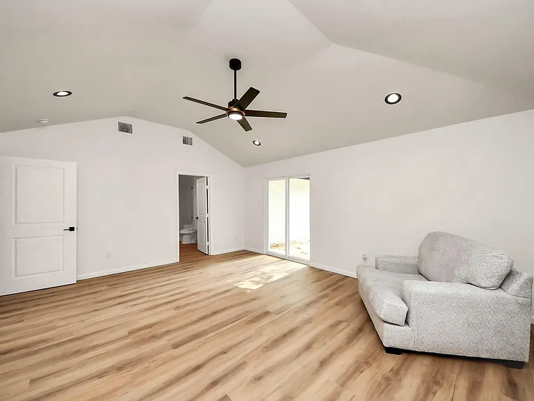 2407 Crestdale Dr — Photo 22