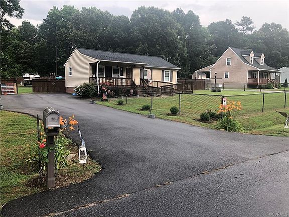 2nd image of 24010 Bancroft Dr