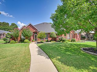 2609 Brookwood Dr, Mansfield, TX 76063