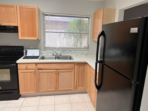 4th image of 2889 Los Altos Dr #1