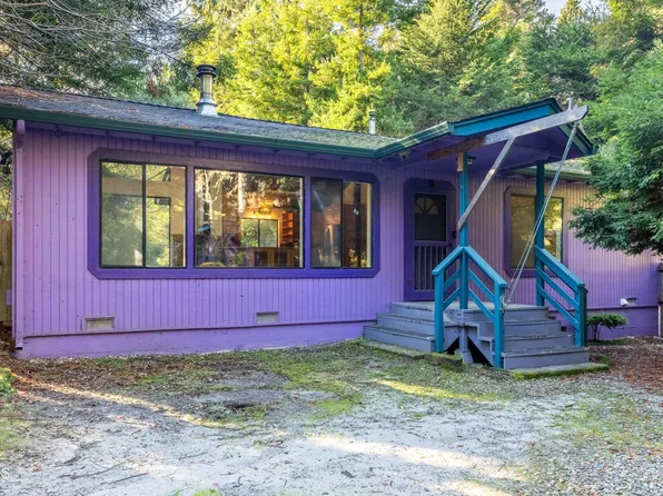 31631 Pearl Dr, Fort Bragg, CA 95437