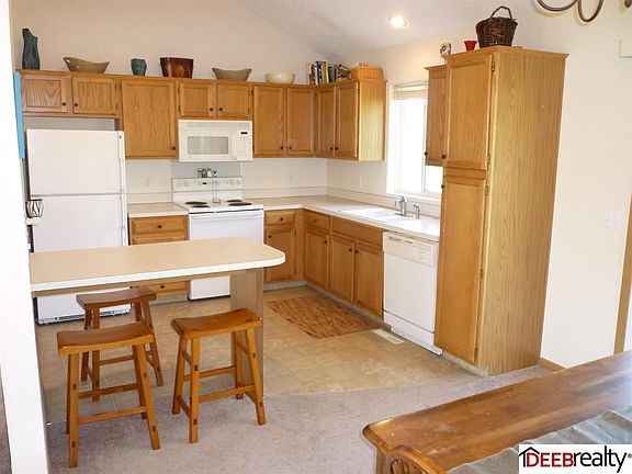 4th image of 3421 N Wilhelminia Dr