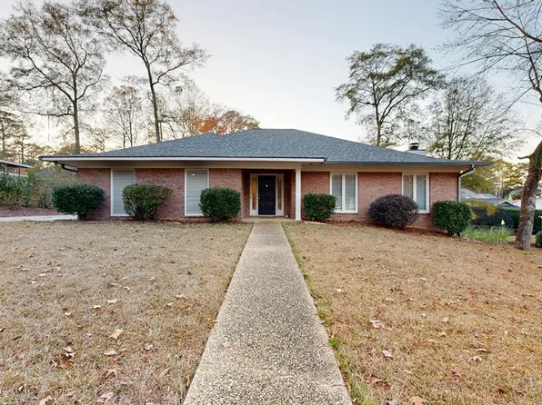 6697 Springlake Dr, Columbus, GA 31909