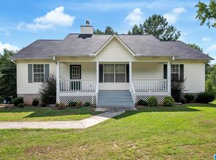 832 Mountain Woods Lake Rd, Warrior, AL 35180