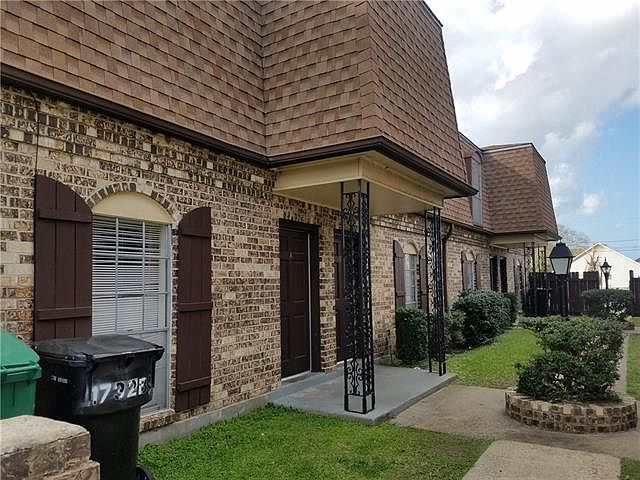 1st image of 1736 Newport Pl
