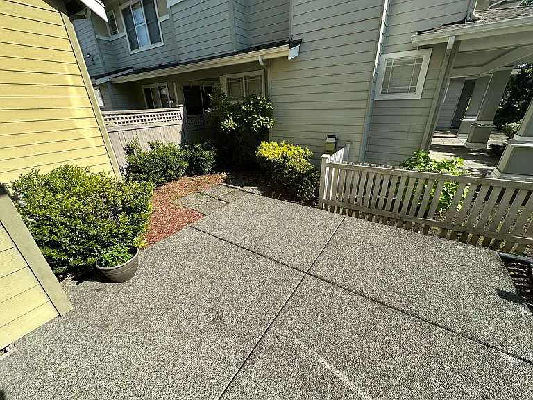 18866 NE 63rd Way #103 — Photo 7