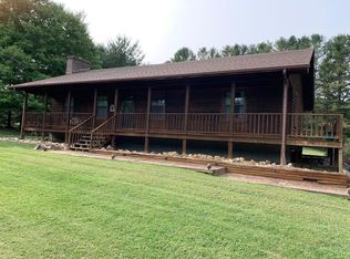 805 Davis Valley Rd, Rural Retreat, VA 24368