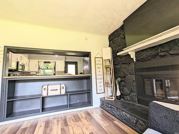 5th image of 405 N Lamport St
