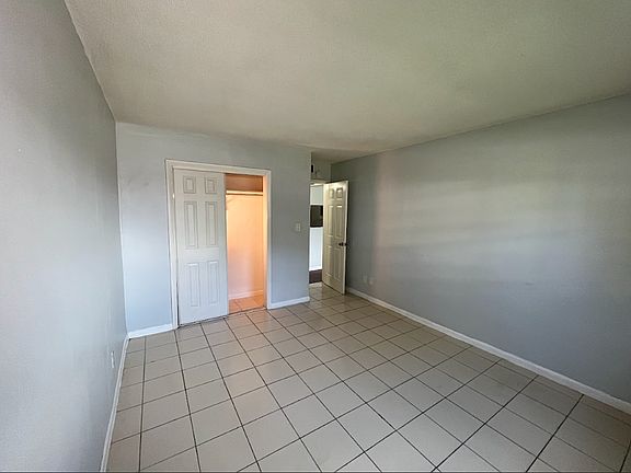 3rd image of 3380-3400 NW 30th St #17317005