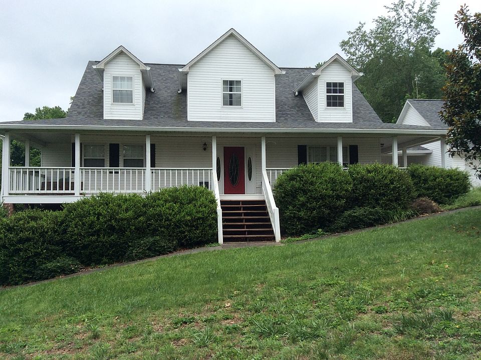 1st image of 924 Teffeteller Ln