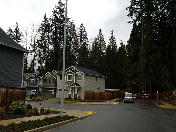 5th image of 12411 54th Dr SE