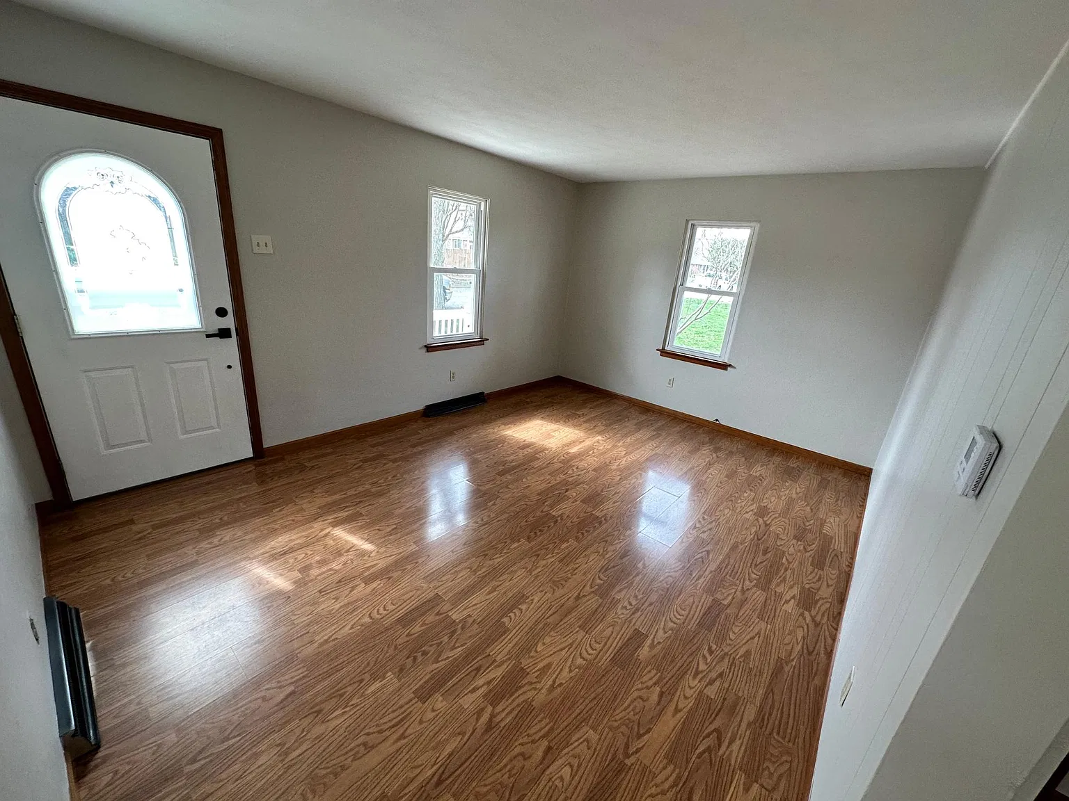 213 Campus Dr — Photo 3
