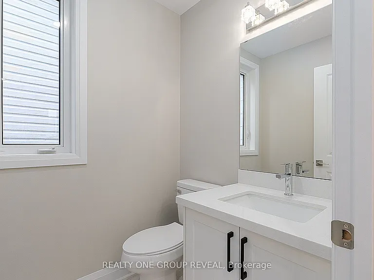 223 Grenfell St #1 — Photo 12