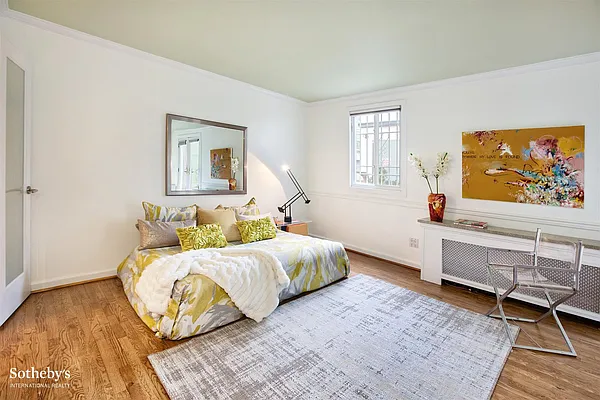 Sold by Sotheby's International Realty | media 20