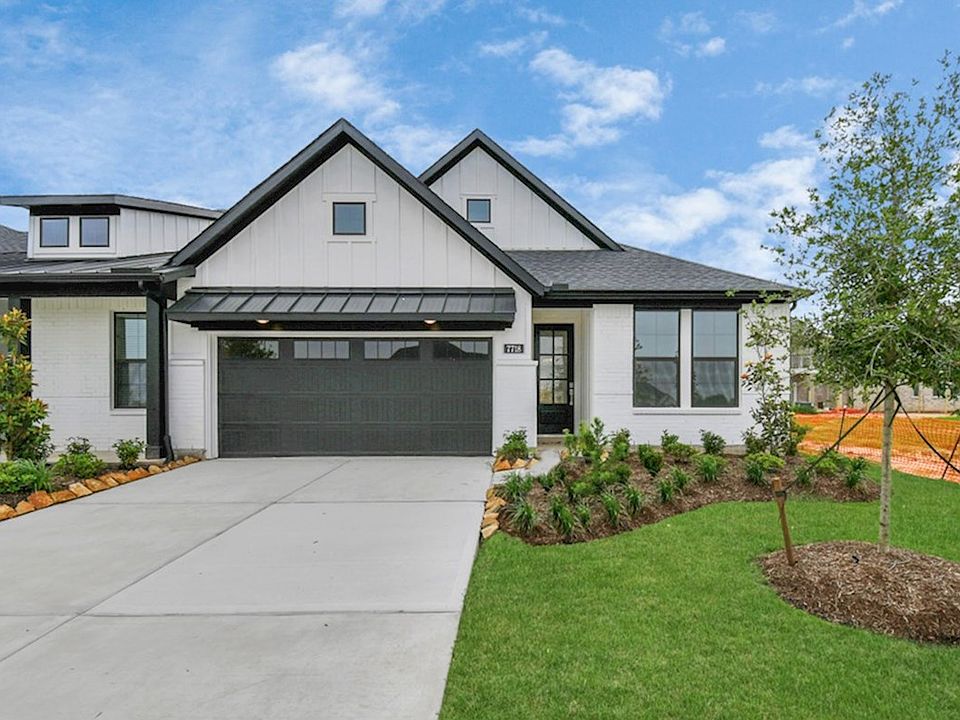 Farmhouse L Elevation