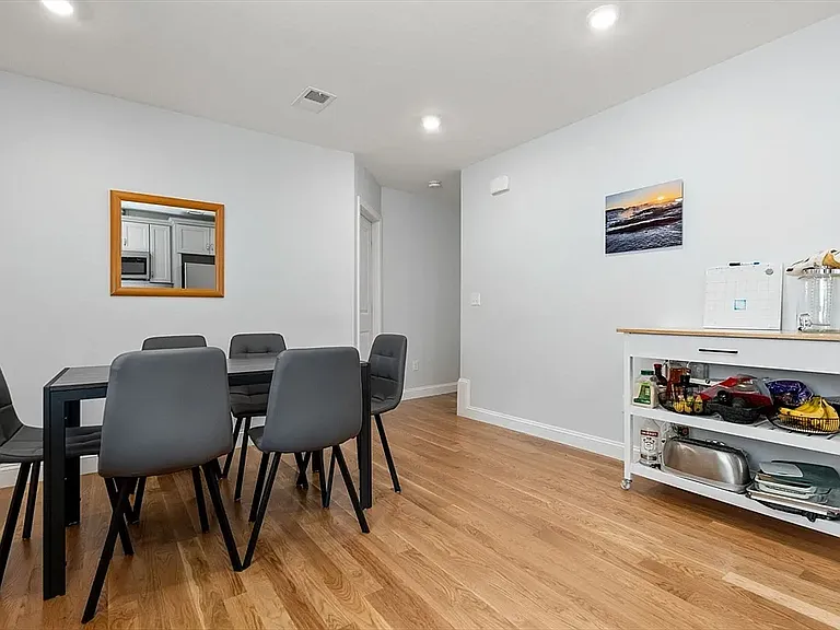 41 Horace St — Photo 6