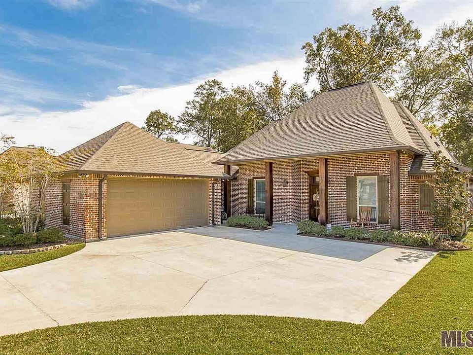 1st image of 40269 Kapelle Ave