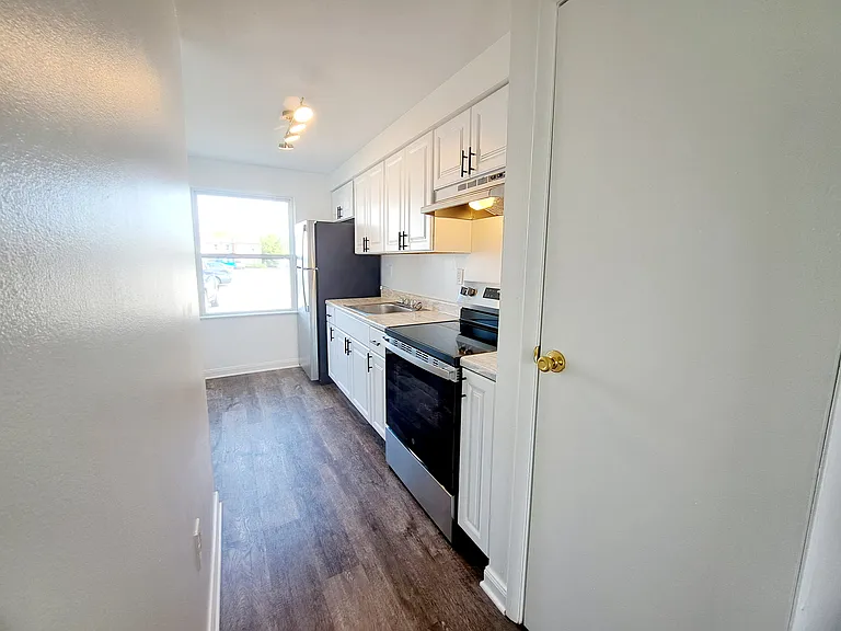 118 Elmur Dr #407 — Photo 7
