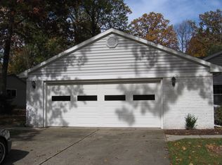 3003 Glencairn Dr, Fort Wayne, IN 46815