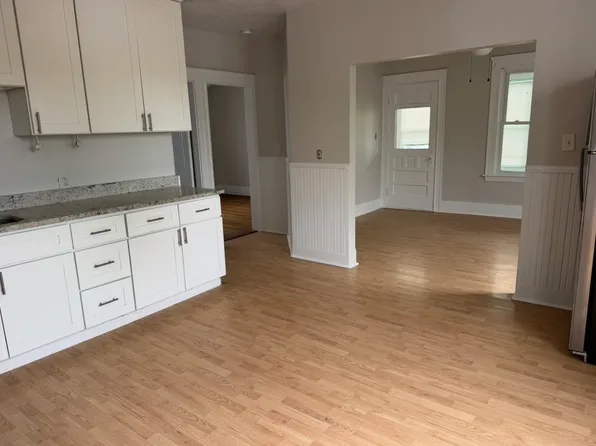 (undisclosed Address), Woonsocket, RI 02895