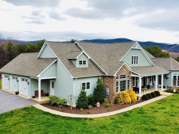 64 Hickory Ridge Ct, Blue Ridge, VA 24064