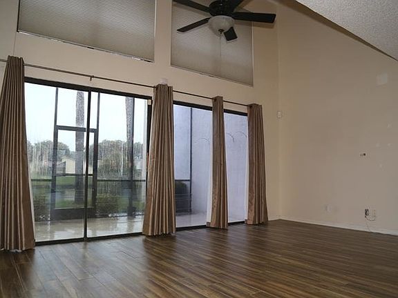 3rd image of 203 NW 45th Ave #203