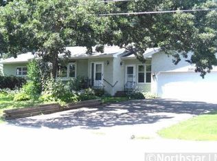 2645 Hazelwood St, Saint Paul, MN 55109