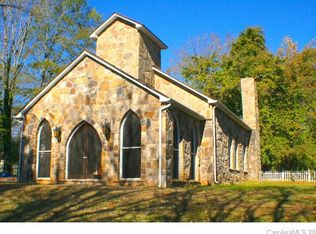 8421 Bartlett Rd, Mint Hill, NC 28227