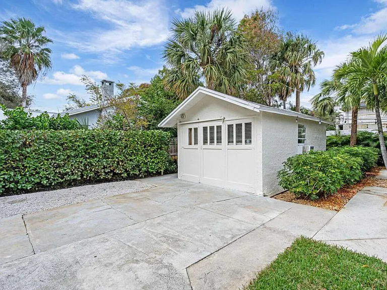 5301 N Flagler Dr — Photo 12