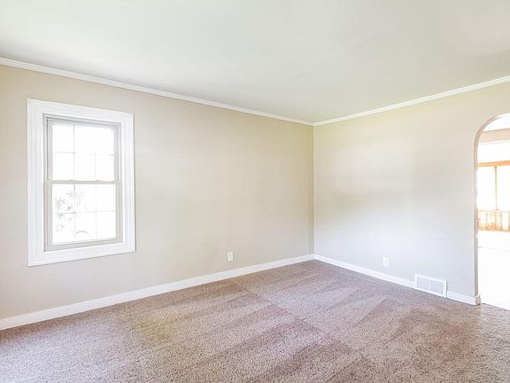 2nd image of 2424 Landen Dr