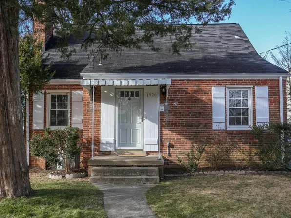 1926 N Underwood St, Arlington, VA 22205