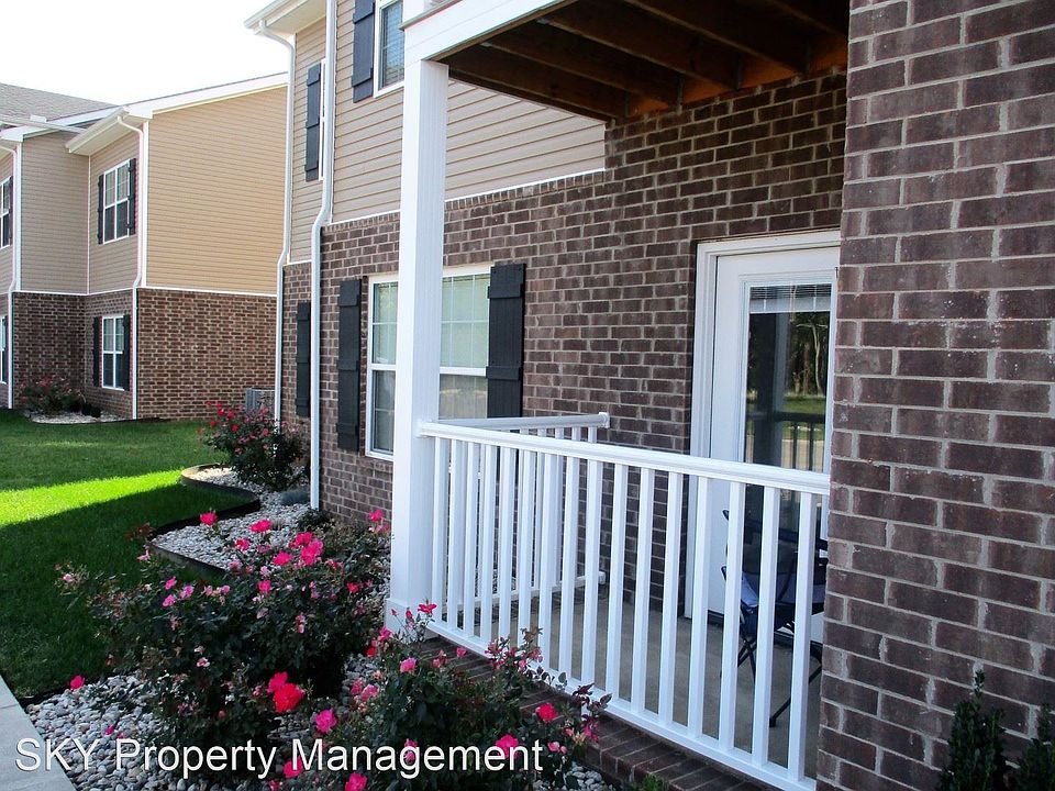 2nd image of 2796 Fitzgerald Industrial Dr APT E8