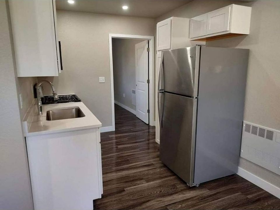 1st image of 3303 E Bremer Ave #101