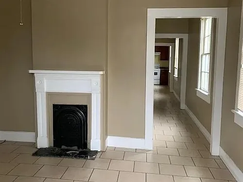 813 President St Photo 1