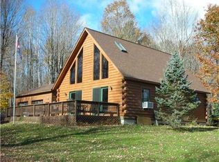 4 Blue Ridge Dr E, Sidney, ME 04330