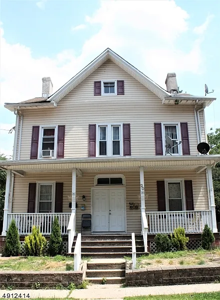 Building Photo 3