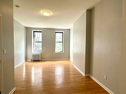 Rented by Tourma Realty LLC | media 10