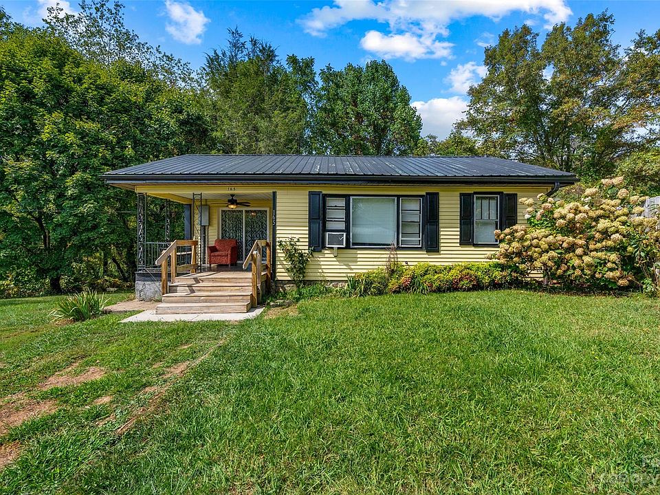 165 Ray St, Waynesville, NC 28786 Zillow