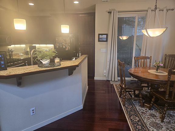 4th image of 929 148th St SE