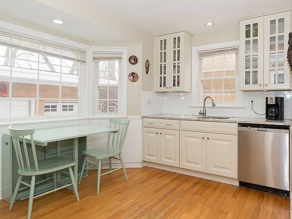 5th image of 2031 N 76th Ave